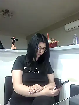 Snapshot of Milf_Abigail chatting on 29, 1, 2025 Milf Abigail online show from 29, 1, 2025