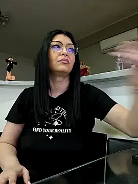 Snapshot of Milf_Abigail chatting on 30, 1, 2025 Milf Abigail online show from 30, 1, 2025