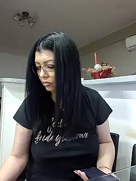 Snapshot of Milf_Abigail chatting on 31, 1, 2025 Milf Abigail online show from 31, 1, 2025