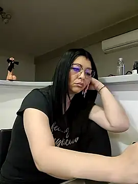 Snapshot of Milf_Abigail chatting on 31, 1, 2025 Milf Abigail online show from 31, 1, 2025