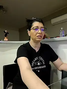 Snapshot of Milf_Abigail chatting on 14, 2, 2025 Milf Abigail online show from 14, 2, 2025