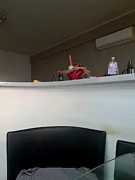 Snapshot of Milf_Abigail chatting on 7, 3, 2025 Milf Abigail online show from 7, 3, 2025