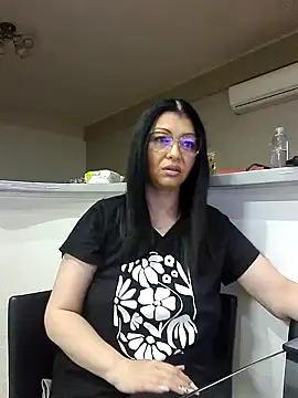 Snapshot of Milf_Abigail chatting on 20, 3, 2025 Milf Abigail online show from 20, 3, 2025