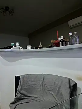 Snapshot of Milf_Abigail chatting on 17, 10, 2025 Milf Abigail online show from 17, 10, 2025