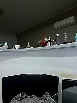 Snapshot of Milf_Abigail chatting on 23, 10, 2025 Milf Abigail online show from 23, 10, 2025