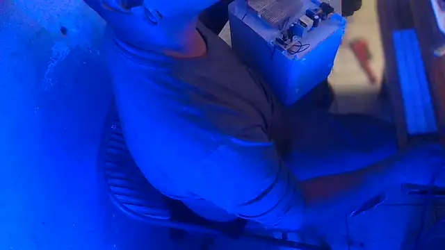 AlanDickson online show from 15, 12, 2025