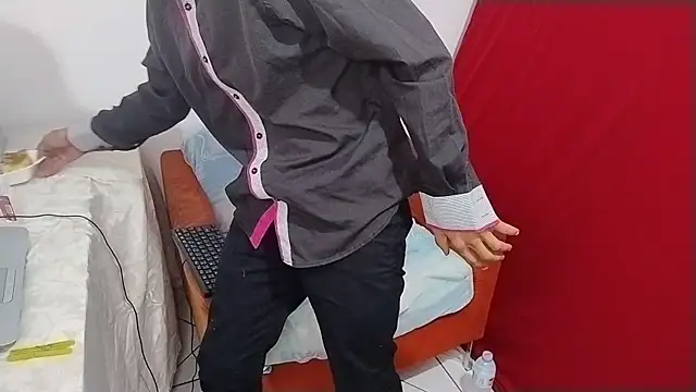 UncutToyBoy23cm online show from 23, 3, 2025