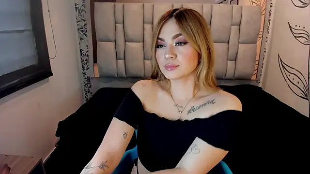 Snapshot of KataHot_ chatting on 19, 12, 2025 KataHot online show from 19, 12, 2025