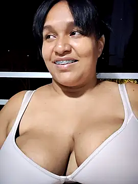 Mia Adell 11 online show from 4, 3, 2025