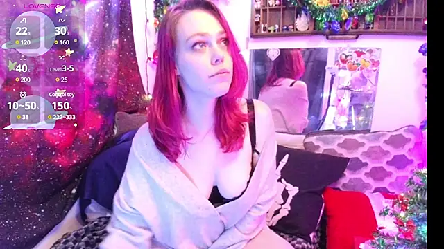 Snapshot of EverlyEster chatting on 15, 12, 2024 EverlyEster online show from 15, 12, 2024