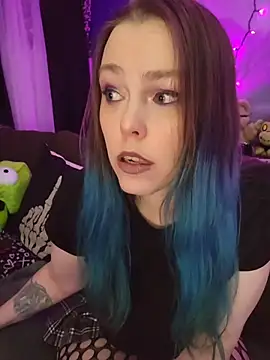 Snapshot of EverlyEster chatting on 22, 2, 2026 EverlyEster online show from 22, 2, 2026