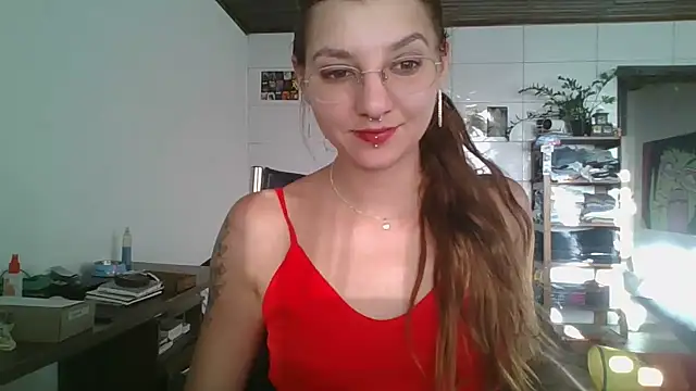 SweetyBabyDemon online show from 13, 4, 2026