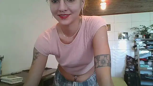 SweetyBabyDemon online show from 30, 4, 2026