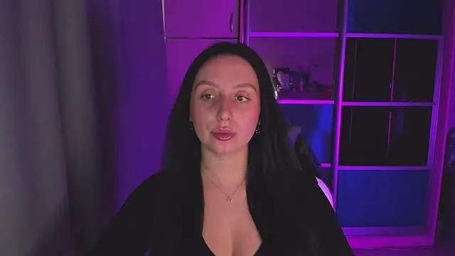 Christy Calypso online show from 13, 4, 2026