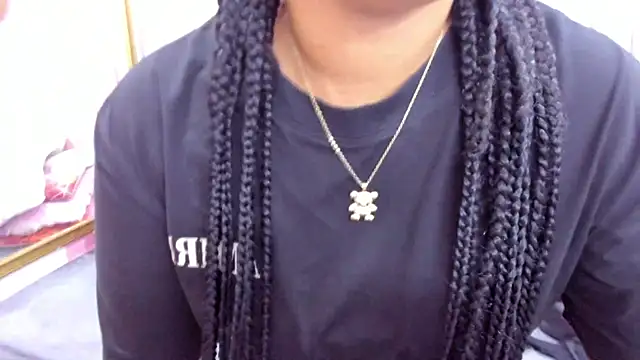 ISABELLA 020 online show from 19, 3, 2025