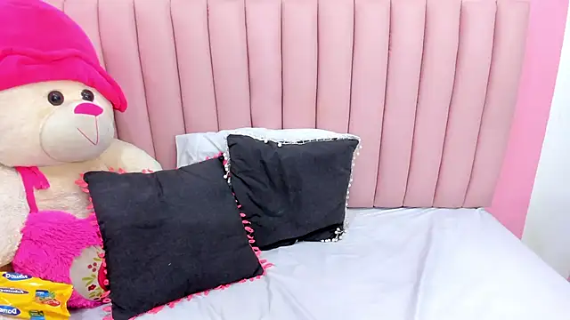 ISABELLA 020 online show from 27, 11, 2025