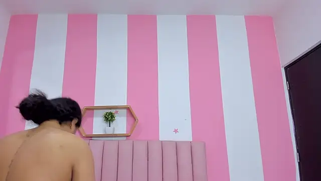 ISABELLA 020 online show from 26, 2, 2026