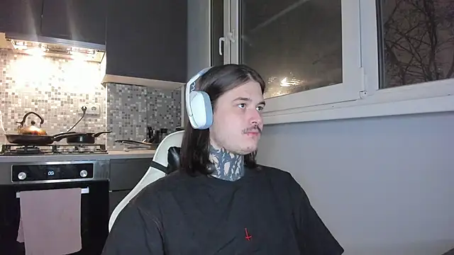 Snapshot of _torfin_ chatting on 24, 12, 2024 torfin online show from 24, 12, 2024