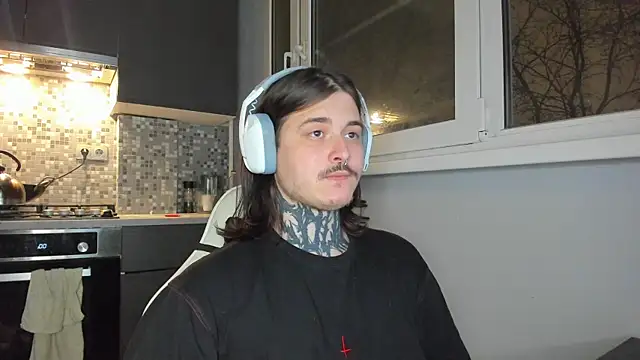 Snapshot of _torfin_ chatting on 15, 1, 2025 torfin online show from 15, 1, 2025