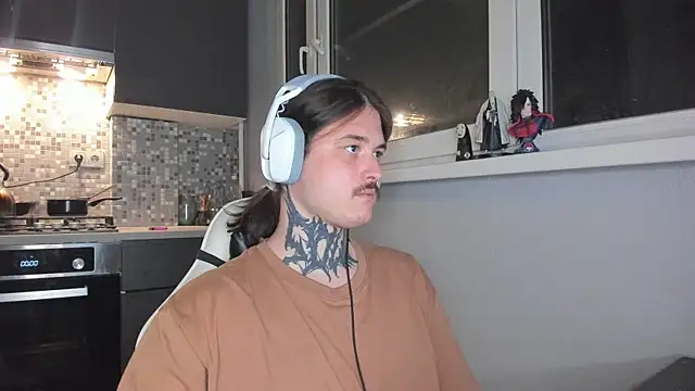 Snapshot of _torfin_ chatting on 14, 2, 2025 torfin online show from 14, 2, 2025