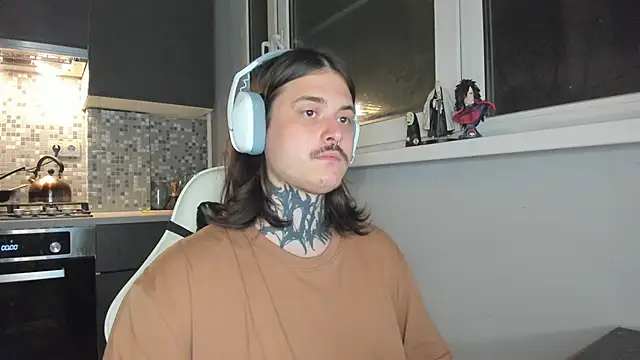 Snapshot of _torfin_ chatting on 15, 2, 2025 torfin online show from 15, 2, 2025