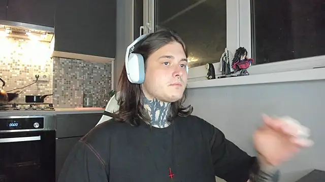 Snapshot of _torfin_ chatting on 4, 3, 2025 torfin online show from 4, 3, 2025