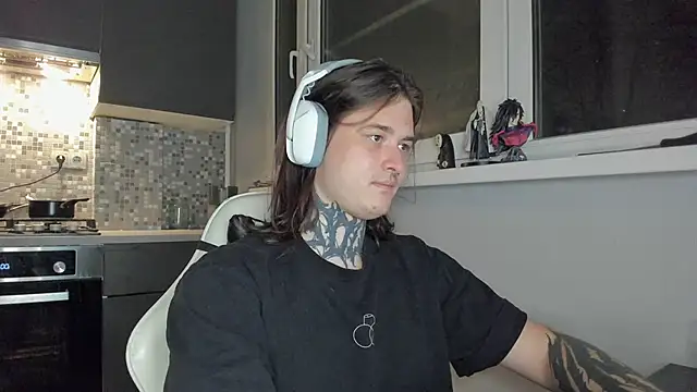 Snapshot of _torfin_ chatting on 11, 3, 2025 torfin online show from 11, 3, 2025