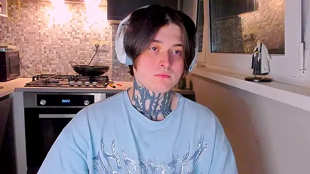 Snapshot of _torfin_ chatting on 8, 3, 2026 torfin online show from 8, 3, 2026