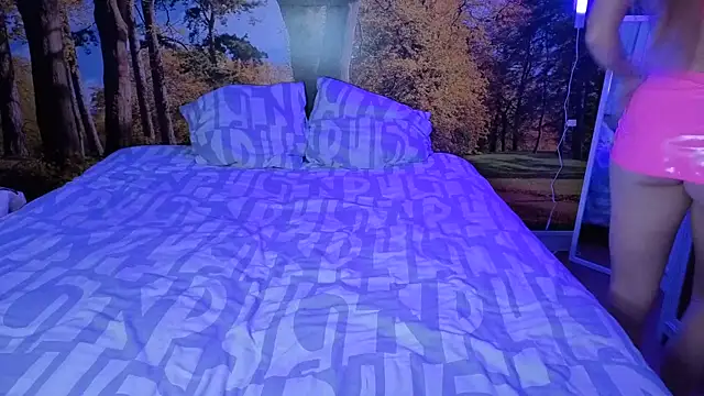 Snapshot of Dreamy_candy69 chatting on 8, 10, 2025 Dreamy candy69 online show from 8, 10, 2025