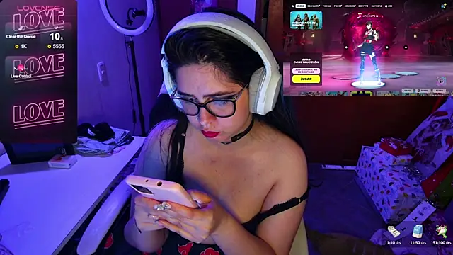 Vallolet Spencer online show from 9, 12, 2024