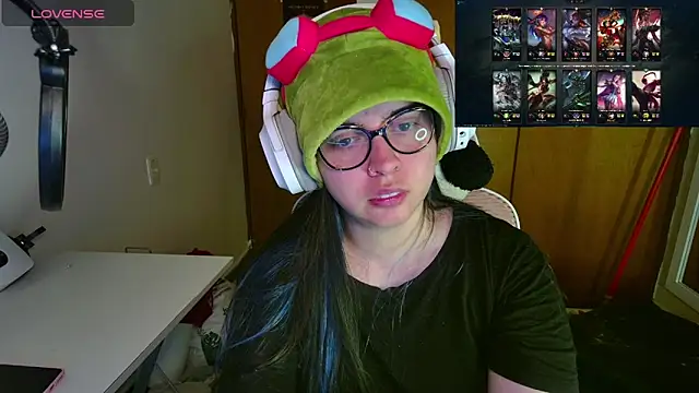 Vallolet Spencer online show from 11, 3, 2025