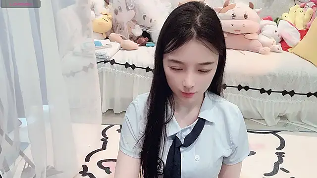 AKiKi711 online show from 7, 5, 2026