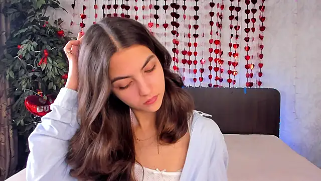 Milana Crystal  online show from 16, 2, 2025