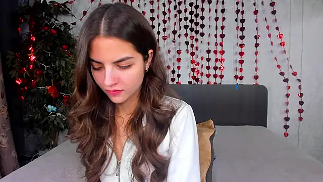 Milana Crystal  online show from 20, 2, 2026