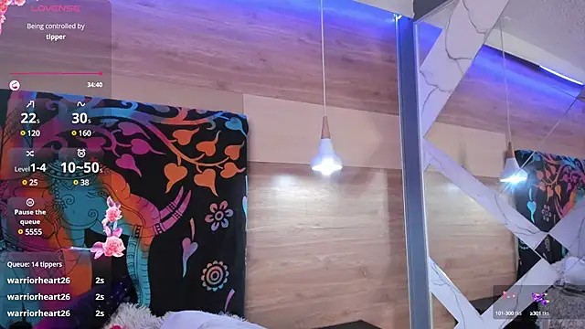 Cori Paige online show from 4, 3, 2025