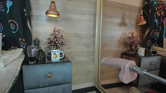 Cori Paige online show from 27, 9, 2025