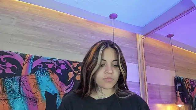 Cori Paige online show from 8, 5, 2026