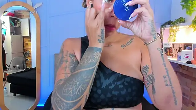 Snapshot of Georgina-coule chatting on 3, 1, 2025 Georgina-coule online show from 3, 1, 2025