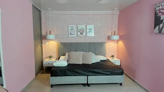 Snapshot of zara__sweet chatting on 6, 10, 2025 zara sweet online show from 6, 10, 2025