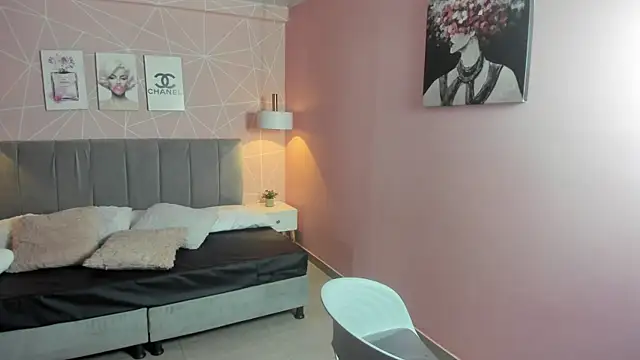 Snapshot of zara__sweet chatting on 30, 10, 2025 zara sweet online show from 30, 10, 2025