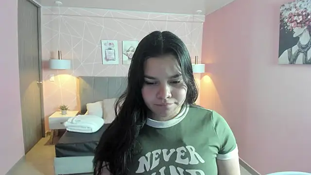 Snapshot of zara__sweet chatting on 4, 12, 2025 zara sweet online show from 4, 12, 2025