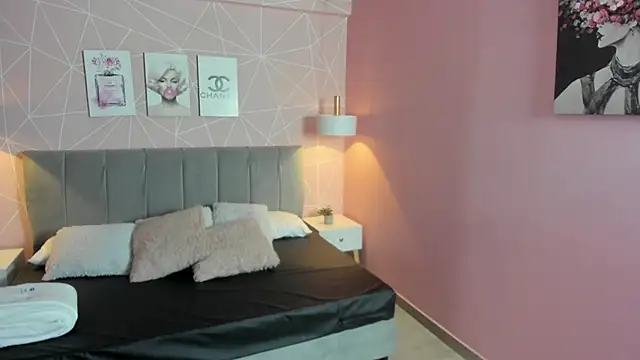 Snapshot of zara__sweet chatting on 19, 12, 2025 zara sweet online show from 19, 12, 2025