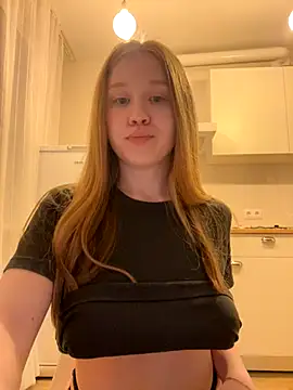 Eva Weyne online show from 2, 12, 2025