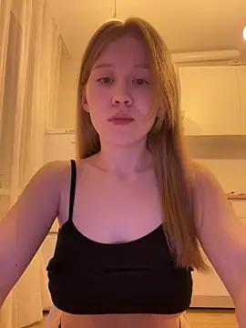 Eva Weyne online show from 3, 8, 2026