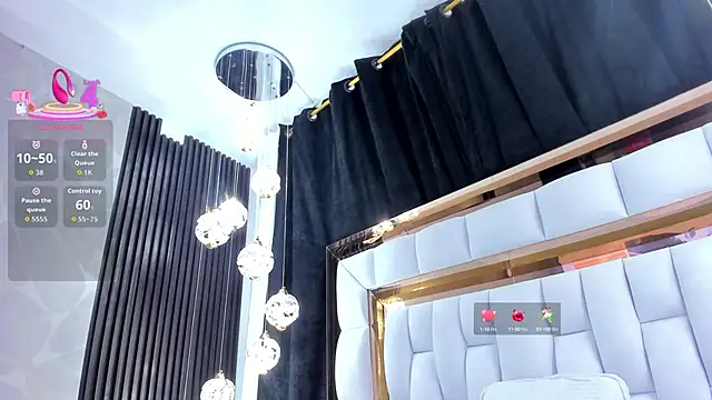 Snapshot of SarayRoyse chatting on 23, 9, 2025 SarayRoyse online show from 23, 9, 2025