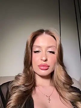 Sweet  Milly online show from 9, 2, 2026