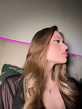 Snapshot of Sweet__Milly chatting on 11, 4, 2026 Sweet Milly online show from 11, 4, 2026