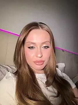 Snapshot of Sweet__Milly chatting on 30, 4, 2026 Sweet Milly online show from 30, 4, 2026