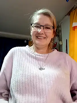 irinamaux online show from 28, 4, 2026