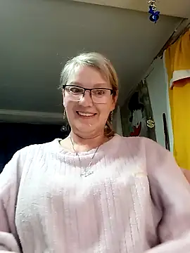 irinamaux online show from 30, 4, 2026